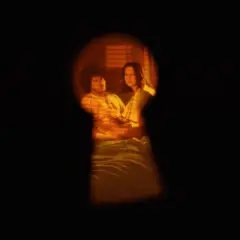 Selena Gomez & Benny Blanco — Ojos Tristes