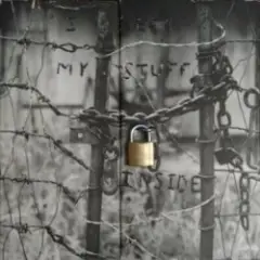 Обложка трека I Keep My Stuff Inside
